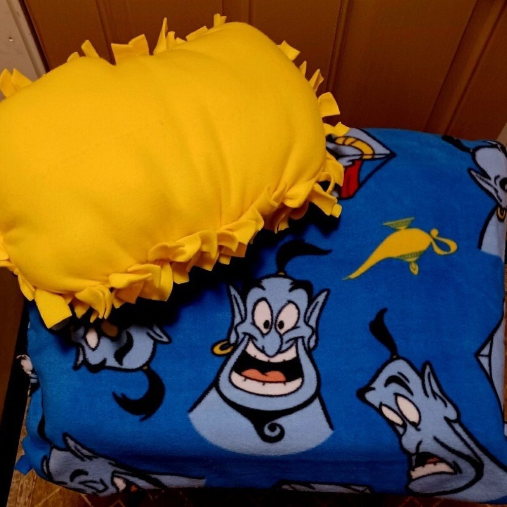 2 piece Handmade Aladdin Blanket and Pillow Set